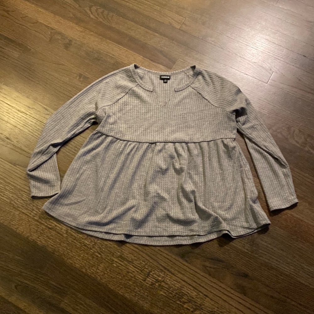 Torrid Waffle Knit Babydoll Long Sleeve T Shirt 00 00X EUC Gray
